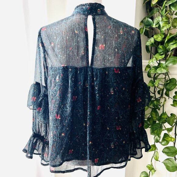 Lucky Brand Green Floral Ruffly Lightweight Flowy Romantic Blouse Size Small - Picture 6 of 9